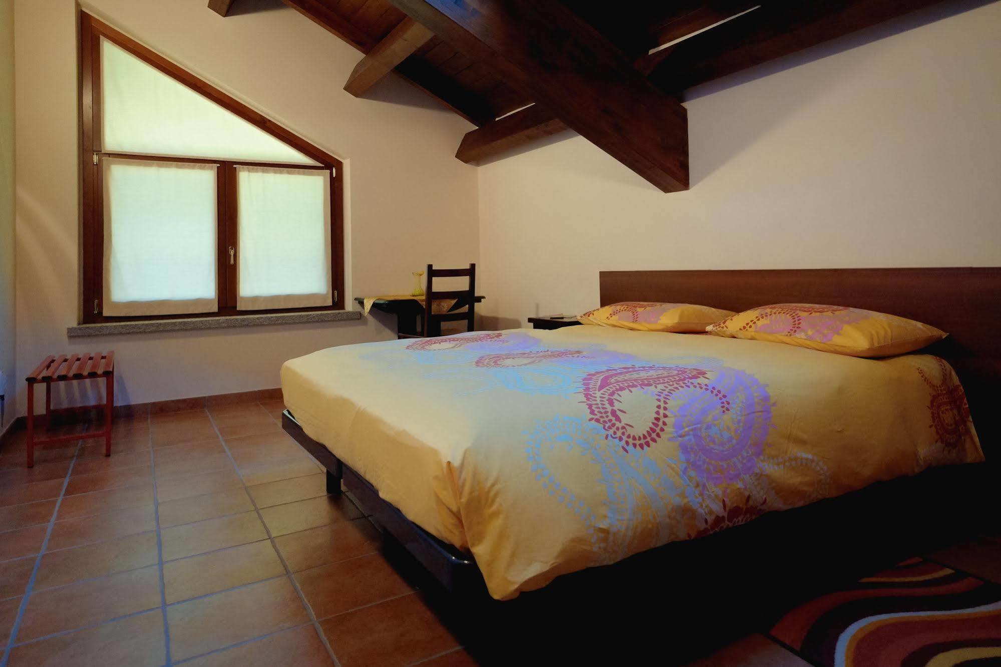 Agriturismo Altana Del Motto Rosso Gattico Exteriér fotografie